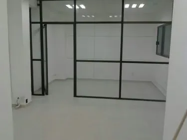 Remodelación de oficinas — imagen 6 de 9